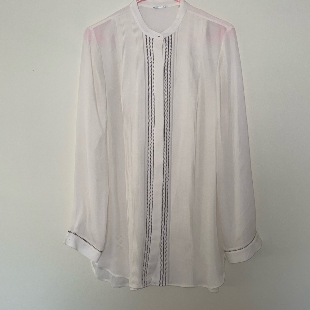 Elie Tahari Cream Long-Sleeve Pleated Silk Buttoned Tunic/Blouse with Navy Trim - Picture 5 of 13